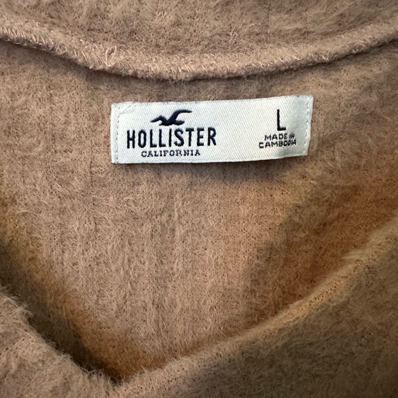 Hollister Tan Fuzzy V-Neck Sweater - Size Large - Picture 4 of 4